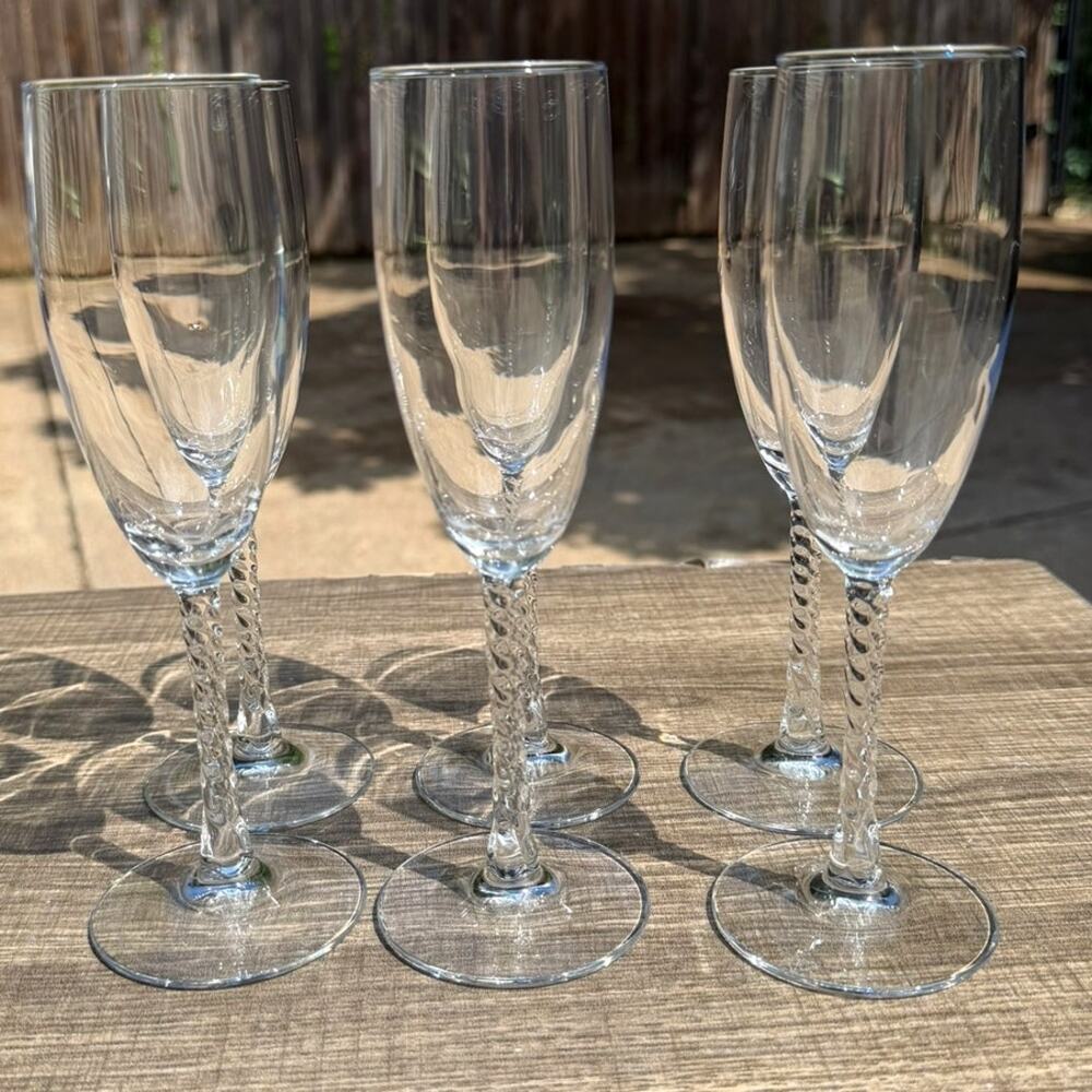 Cristal D'Arques-Durand Angelique 8.25" Twisted Stem Champagne Flutes- Set of 6